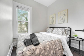 Luxury 2BR Home Near DT GO Hospitals Waterfalls